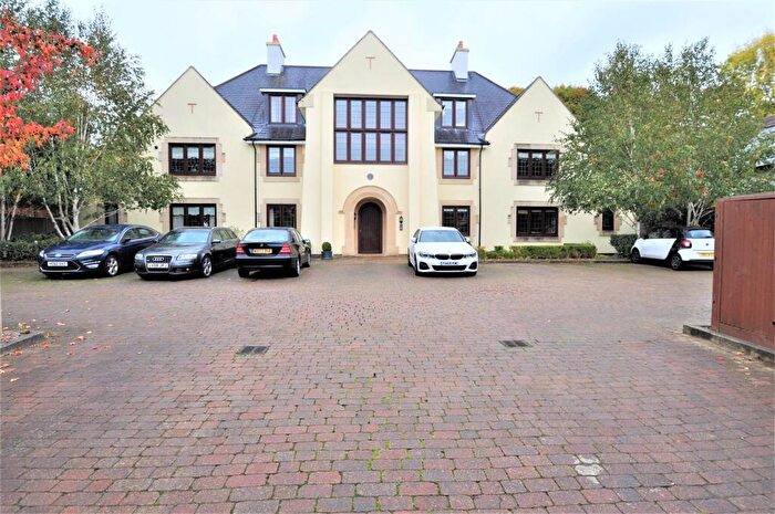 2 Bedroom Flat To Rent In Annesley House, Forster Road, Guildford, GU2