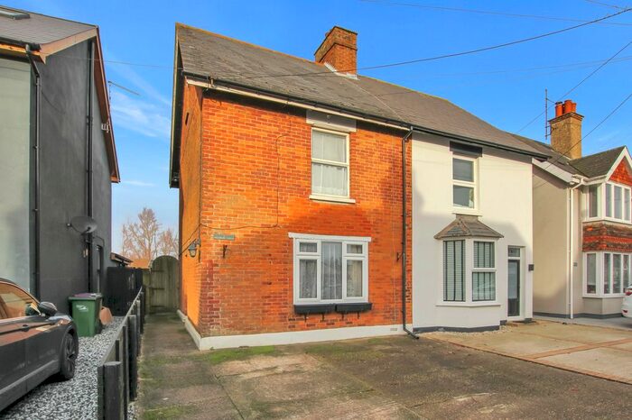 3 Bedroom Semi-Detached House For Sale In Sussex Road, New Romney, TN28