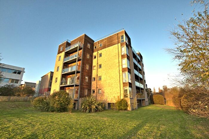 2 Bedroom Penthouse To Rent In Fitzgerald Place, CB4