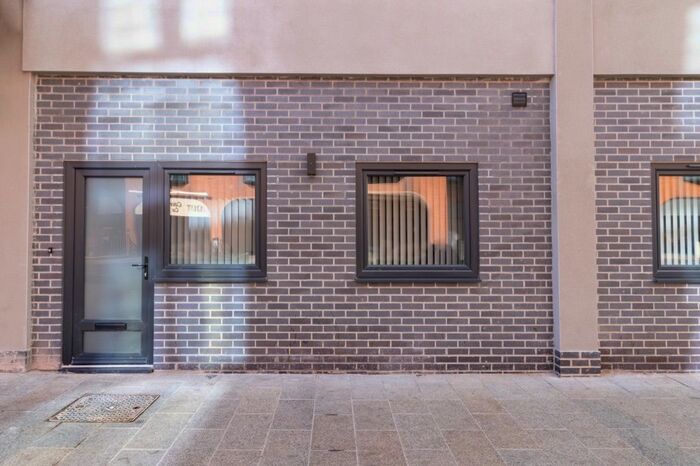 1 Bedroom Flat To Rent In Duke Street, Doncaster, DN1