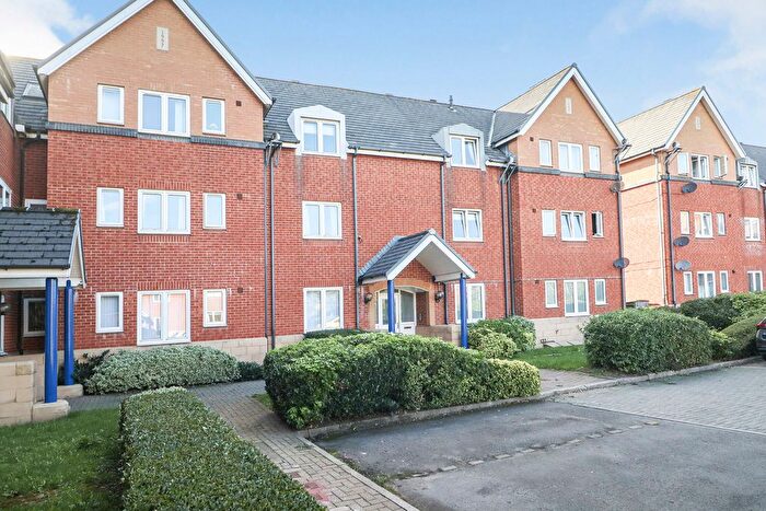 2 Bedroom Flat To Rent In Corvette Court, Schooner Way, Cardiff, CF10
