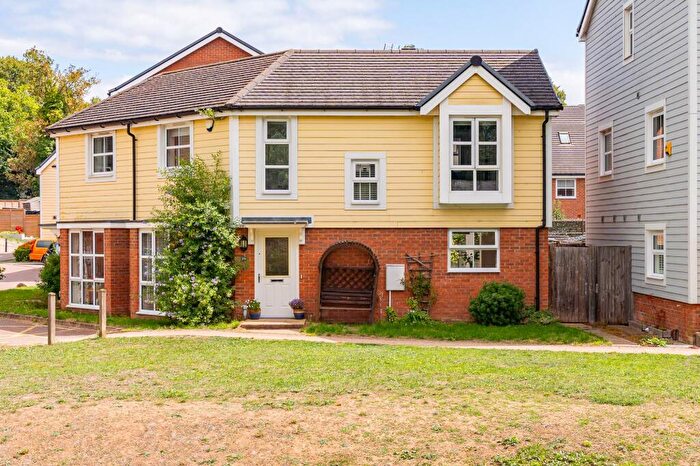 3 Bedroom Semi-Detached House For Sale In Plaxton Way, Ware, SG12