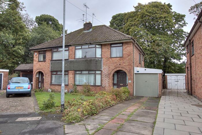 3 Bedroom Semi-detached House For Sale In Mosslands, St. Helens, WA10