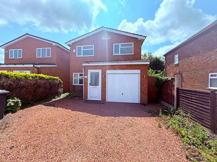 3 Bedroom Detached House To Rent In Ash Road, Penketh, Warrington, WA5