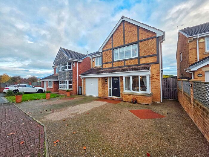 4 Bedroom Detached House For Sale In Chilcombe Place, Birdwell, Barnsley, S70