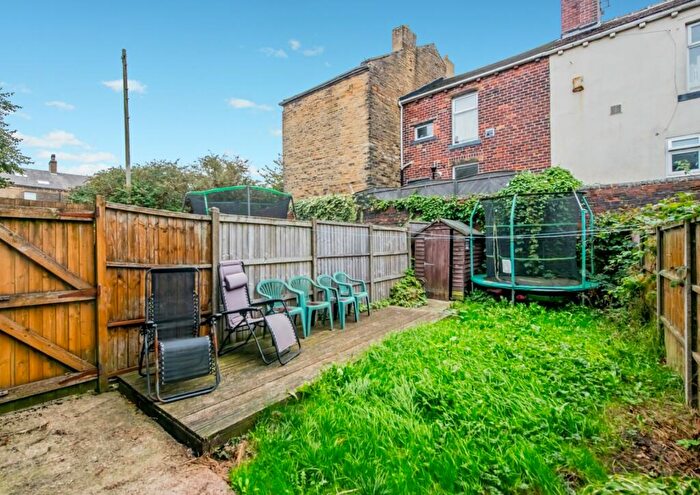 3 Bedroom Terraced House For Sale In Shirley Road, Tong Street, Bradford, BD4