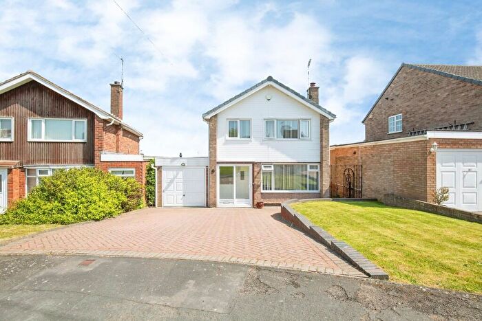 3 Bedroom Detached House For Sale In Ridding Gardens, Polesworth, B78