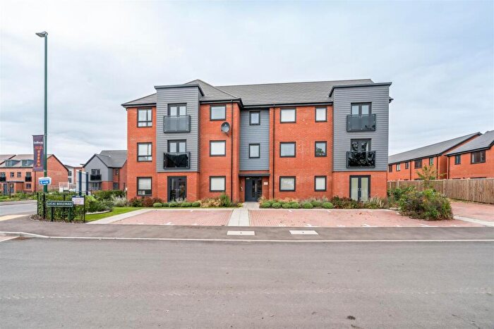 2 Bedroom Apartment To Rent In Shepherds Green Road, Shirley, B90
