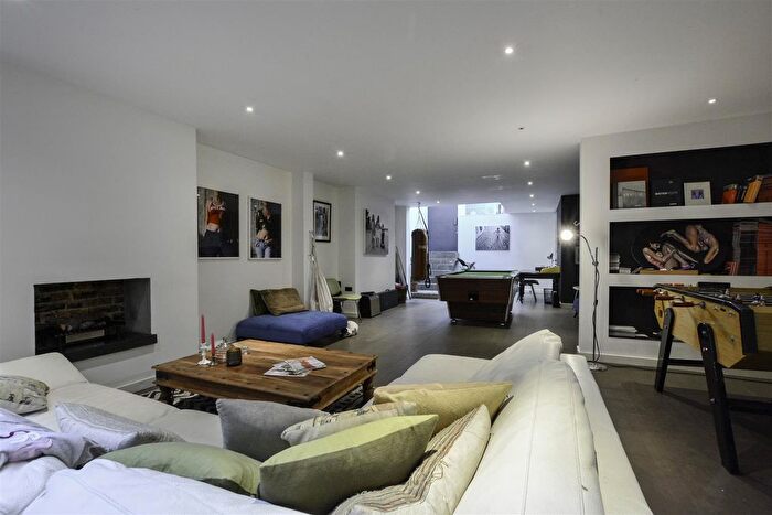 6 Bedroom Property To Rent In Goldney Road, London, W9