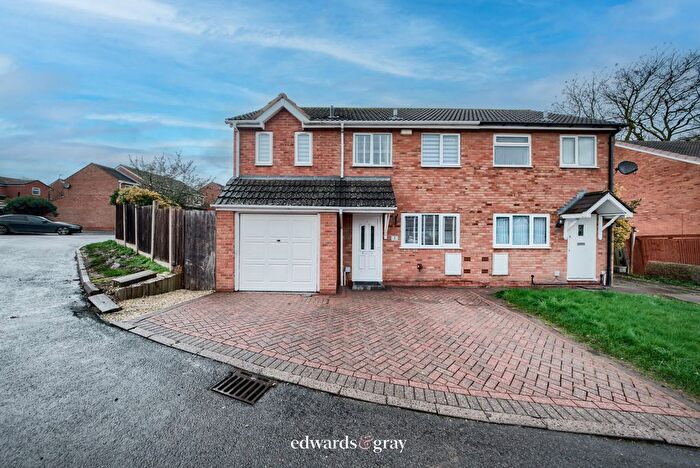 3 Bedroom Semi Detached House For Sale In Caesar Way, Coleshill, B46