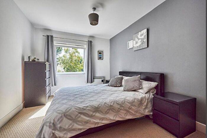 2 Bedroom Apartment To Rent In Camp Road, St. Albans, Hertfordshire, AL1