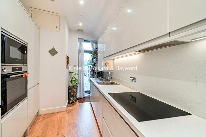 1 Bedroom Flat For Sale In Pembroke Road, Muswell Hill, N10