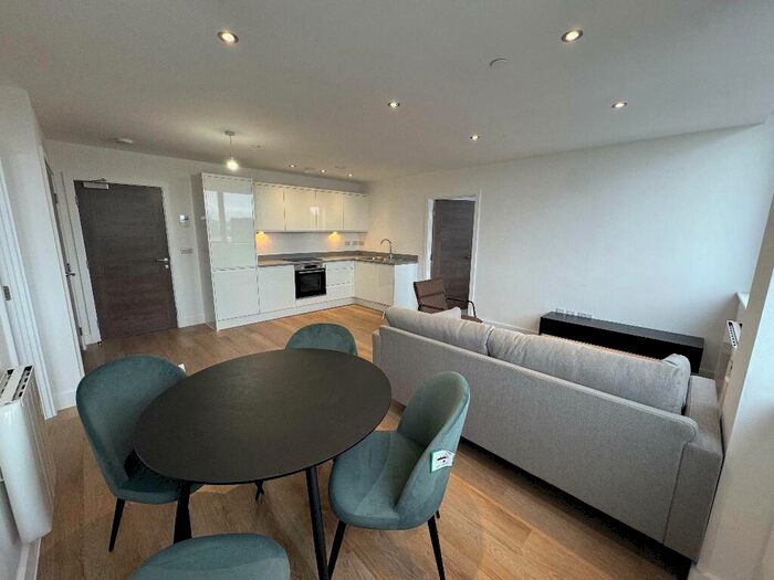 2 Bedroom Apartment To Rent In Talbot Road, Manchester, Greater Manchester, M16