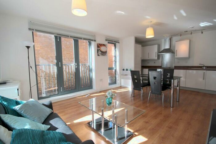 2 Bedroom Flat To Rent In Match Court, Blondin Street, Bow, E3