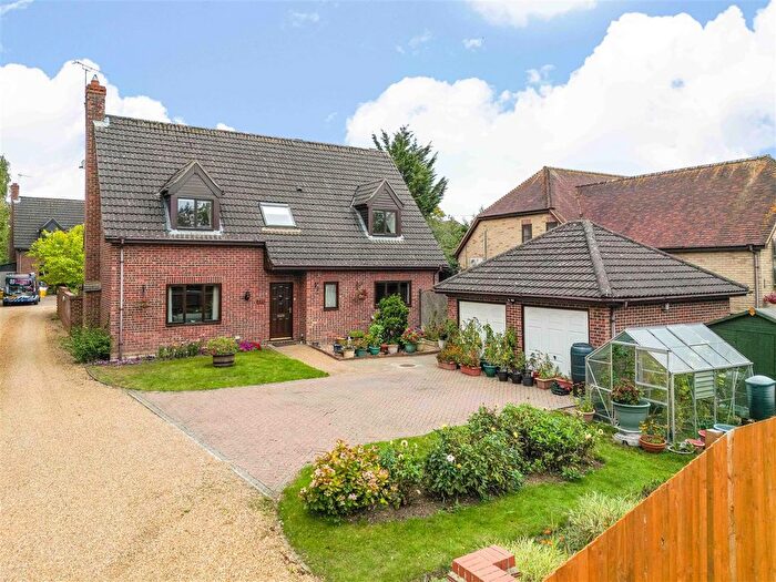 4 Bedroom Property For Sale In St. Neots Road, Hardwick, Cambridge, CB23