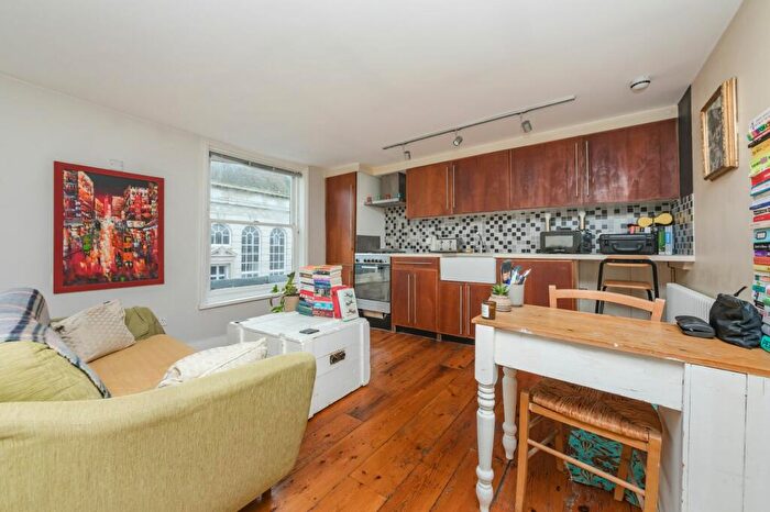 Studio For Sale In High Street, Lewes, BN7