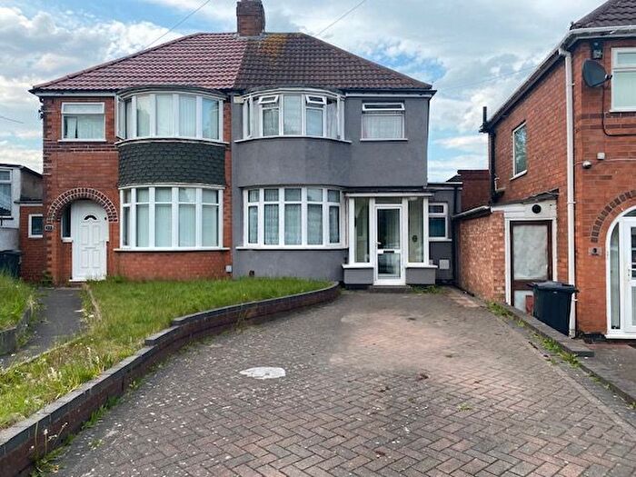 3 Bedroom Semi-Detached House To Rent In The Rise, Birmingham, B42