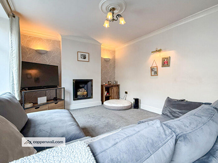 3 Bedroom Semi-Detached House For Sale In Hareholme Lane, Rawtenstall, Rossendale, BB4