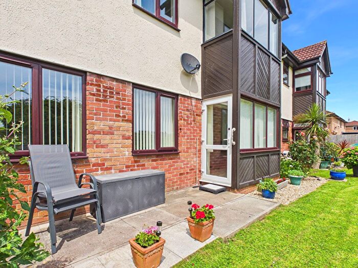 2 Bedroom Flat For Sale In Byron Court, Llantwit Major, CF61