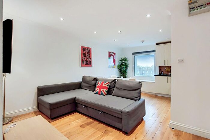 2 Bedroom Flat To Rent In .Hogarth Road, Earls Court, London, SW5