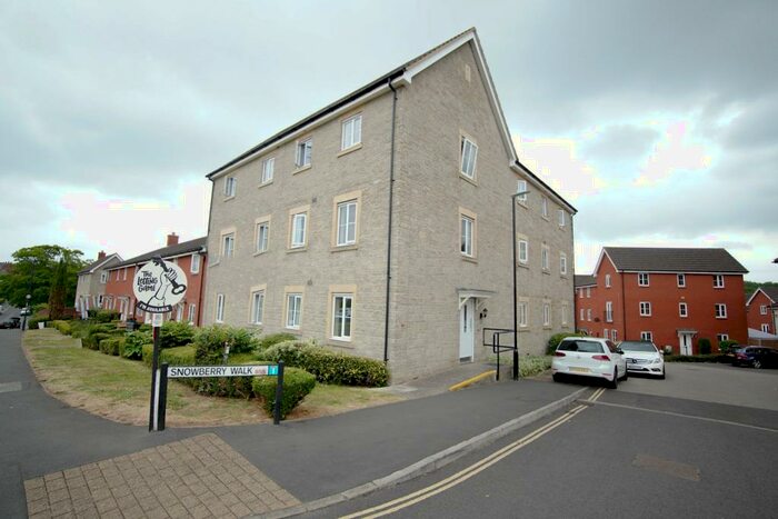 2 Bedroom Flat To Rent In Snowberry Walk, Bristol, BS5