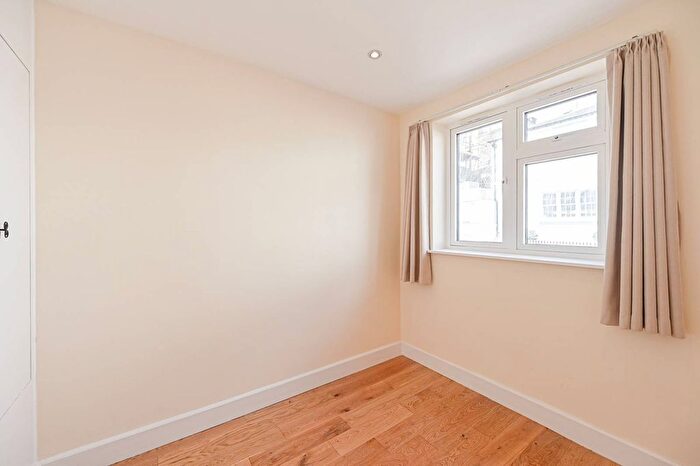 4 Bedroom Property To Rent In Clareville St, South Kensington, London, SW7