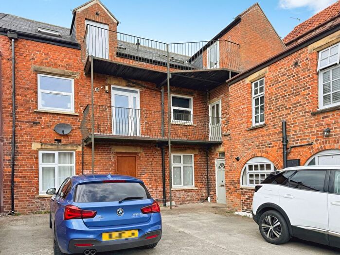 2 Bedroom Flat To Rent In Church Lane, Pocklington, YO42