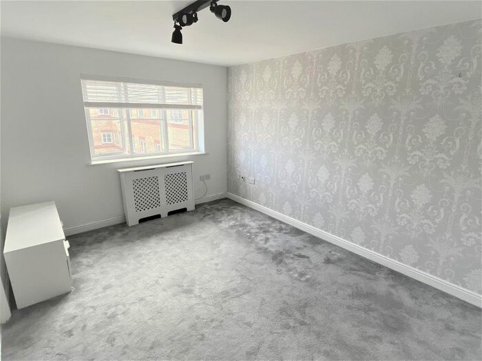 1 Bedroom Flat To Rent In Windmill Drive, London, NW2