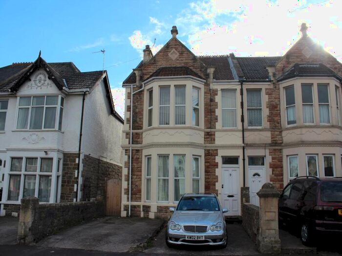 2 Bedroom Flat To Rent In Nithsdale Road, Weston-super-Mare, North Somerset, BS23