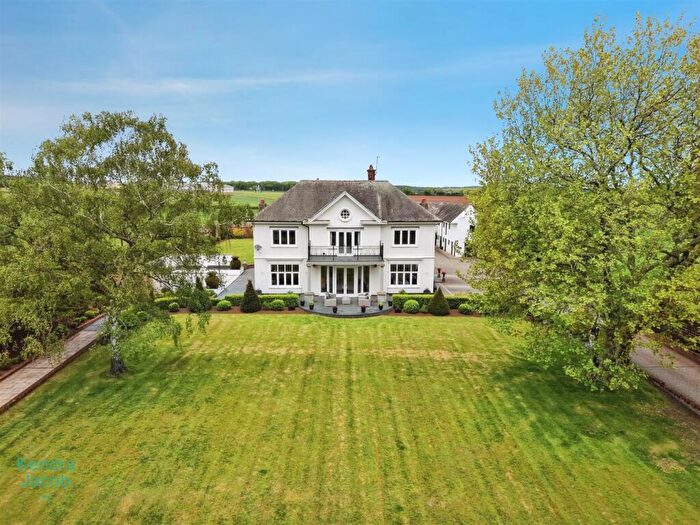 5 Bedroom Detached House For Sale In Steetley, Worksop, S80