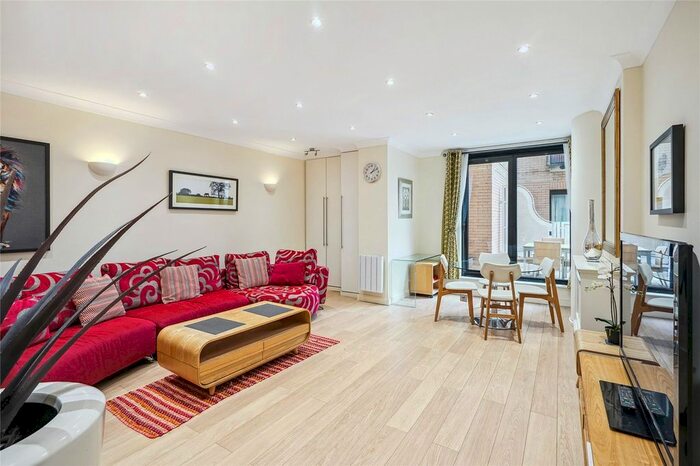 1 Bedroom Flat To Rent In Cromwell Road, South Kensington, SW7