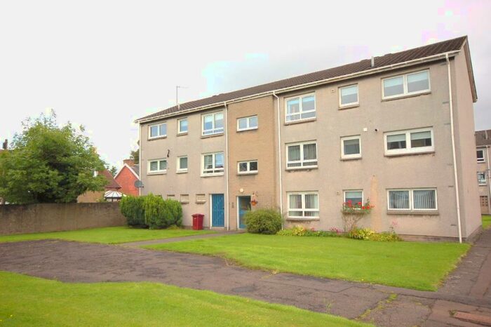 2 Bedroom Flat To Rent In Clova Place, Uddingston, G71