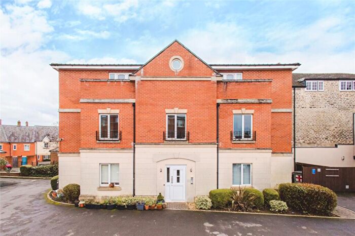 2 Bedroom Apartment For Sale In Croft House, Brock End, Old Town, Swindon, SN1