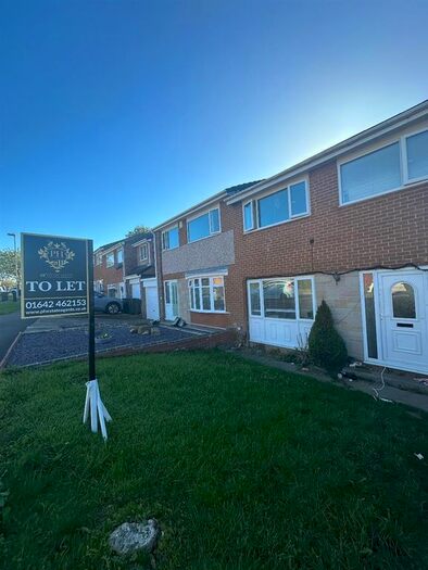 3 Bedroom Semi-Detached House To Rent In Rosewood Court, Marton-In-Cleveland, Middlesbrough, TS7