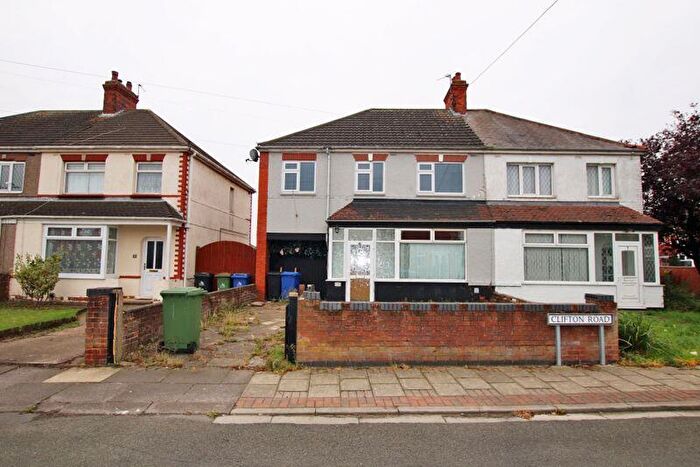 4 Bedroom Semi-Detached House For Sale In Clifton Road, Grimsby, DN34