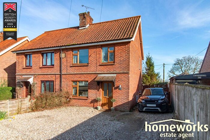3 Bedroom Semi Detached House For Sale In Holt Road, North Elmham, Dereham, NR20