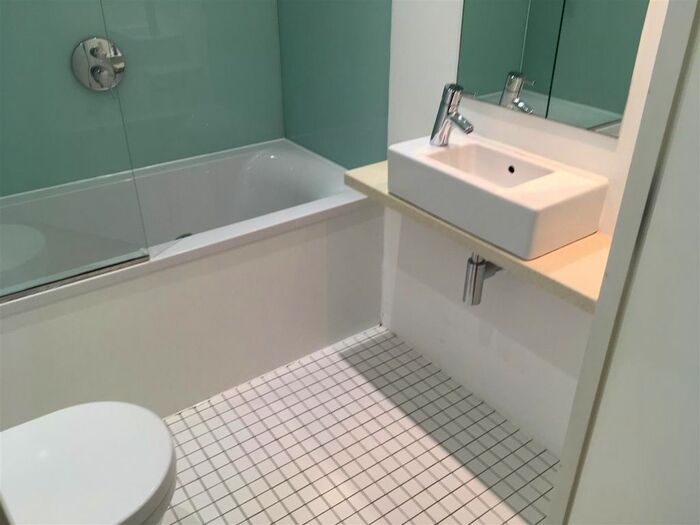 Studio To Rent In Clippers Quay, Salford, M50