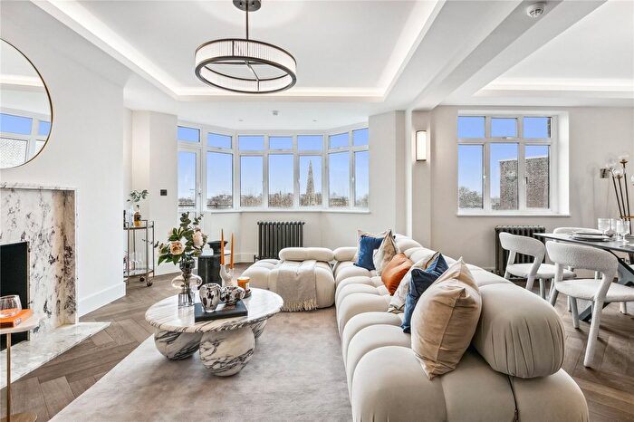 4 Bedroom Flat To Rent In Onslow Crescent, South Kensington, SW7