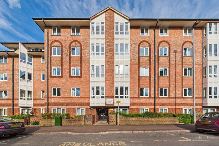 1 Bedroom Flat For Sale In Trinity Place, Eastbourne, BN21