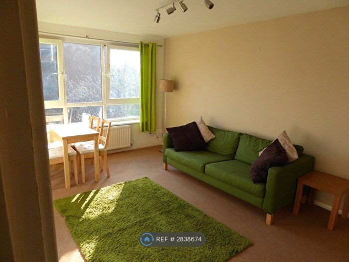 1 Bedroom Flat To Rent In The Sandlings, London, N22