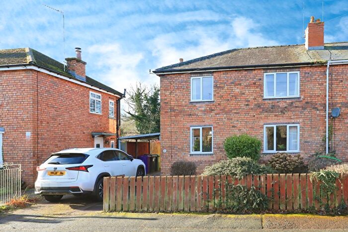 3 Bedroom Semi-Detached House For Sale In Hinckes Road, Tettenhall, Wolverhampton, West Midlands, WV6