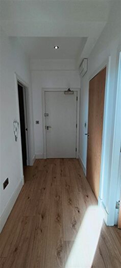 2 Bedroom Apartment To Rent In Apartment, Pollard Street, M4
