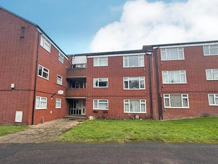 2 Bedroom Flat For Sale In Meynell Close, Brampton, Chesterfield, S40