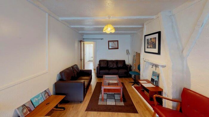 4 Bedroom Semi-Detached House To Rent In Frederick Road, Selly Oak, Birmingham, B29