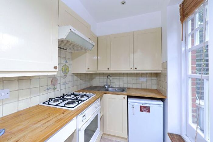 1 Bedroom Flat To Rent In Vereker Road, London, W14