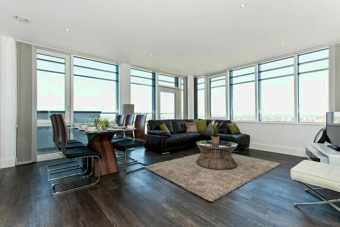 3 Bedroom Flat To Rent In Naval House, Victory Parade, Royal Arsenal, SE18