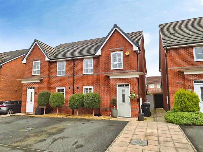 4 Bedroom Semi Detached House For Sale In Patrons Drive, Elworth, Sandbach, CW11