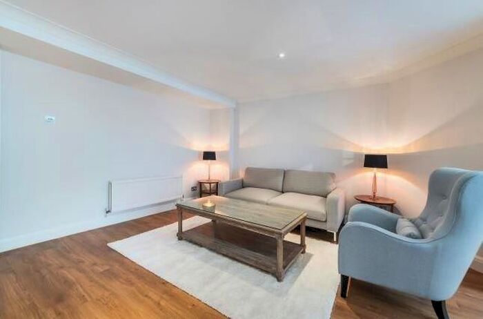 2 Bedroom Flat To Rent In Crawford Street, Marylebone, London, W1H