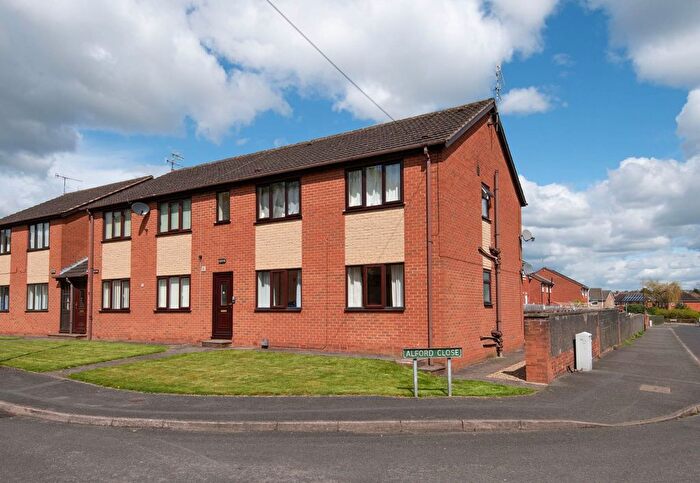 2 Bedroom Flat To Rent In Alford Close, Chesterfield, S40