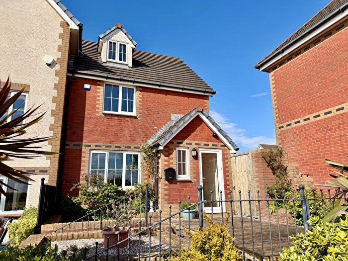 3 Bedroom Terraced House For Sale In Heol Eryr Mor, Barry, CF62